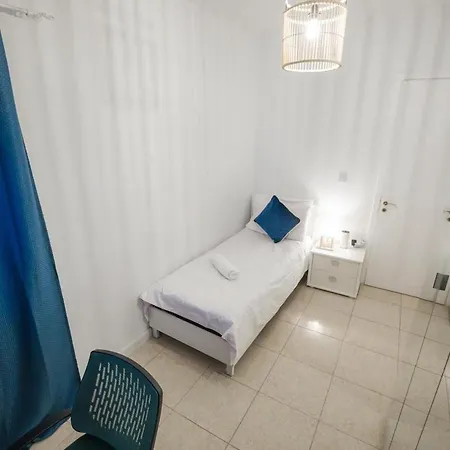 Seafront Luxury 3 Bedroom St Julians سانت جوليان