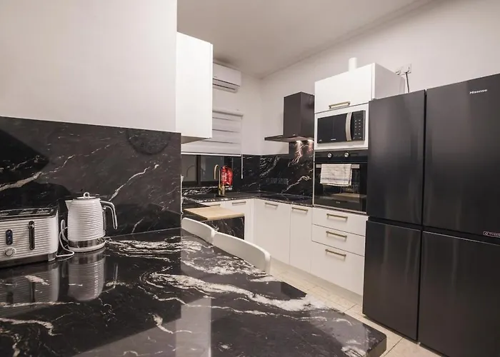 Apartament Seafront Luxury 3 Bedroom St Julians St. Julian's