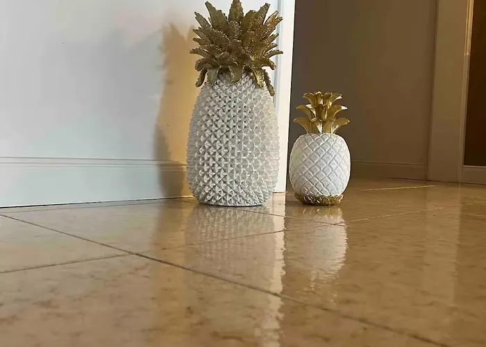 Seafront Luxury 3 Bedroom St Julians Apartament