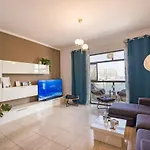 Seafront Luxury 3 Bedroom St Julians Apartamento
