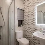 Seafront Luxury 3 Bedroom St Julians Apartmán *