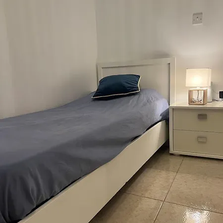 Διαμέρισμα Seafront Luxury 3 Bedroom St Julians