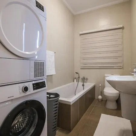 Seafront Luxury 3 Bedroom St Julians شقة