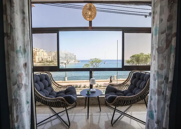 Seafront Luxury 3 Bedroom St Julians Saint Julian's