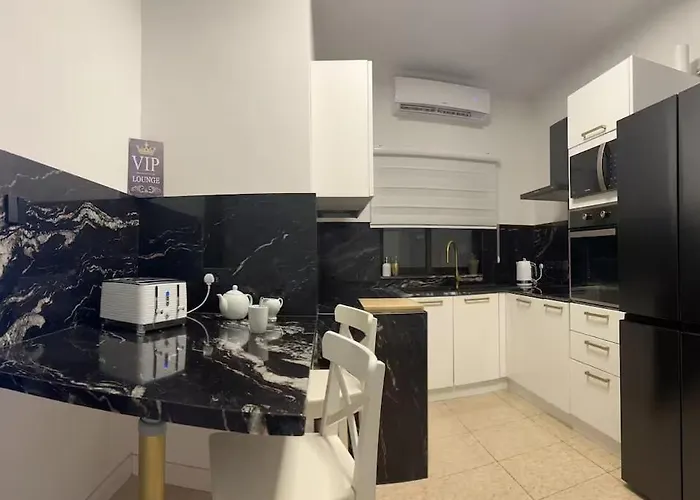 Seafront Luxury 3 Bedroom St Julians Appartement